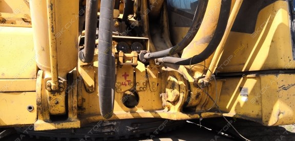 Komatsu PC750-7 [14]