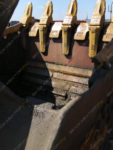 Komatsu PC750-7 [1]
