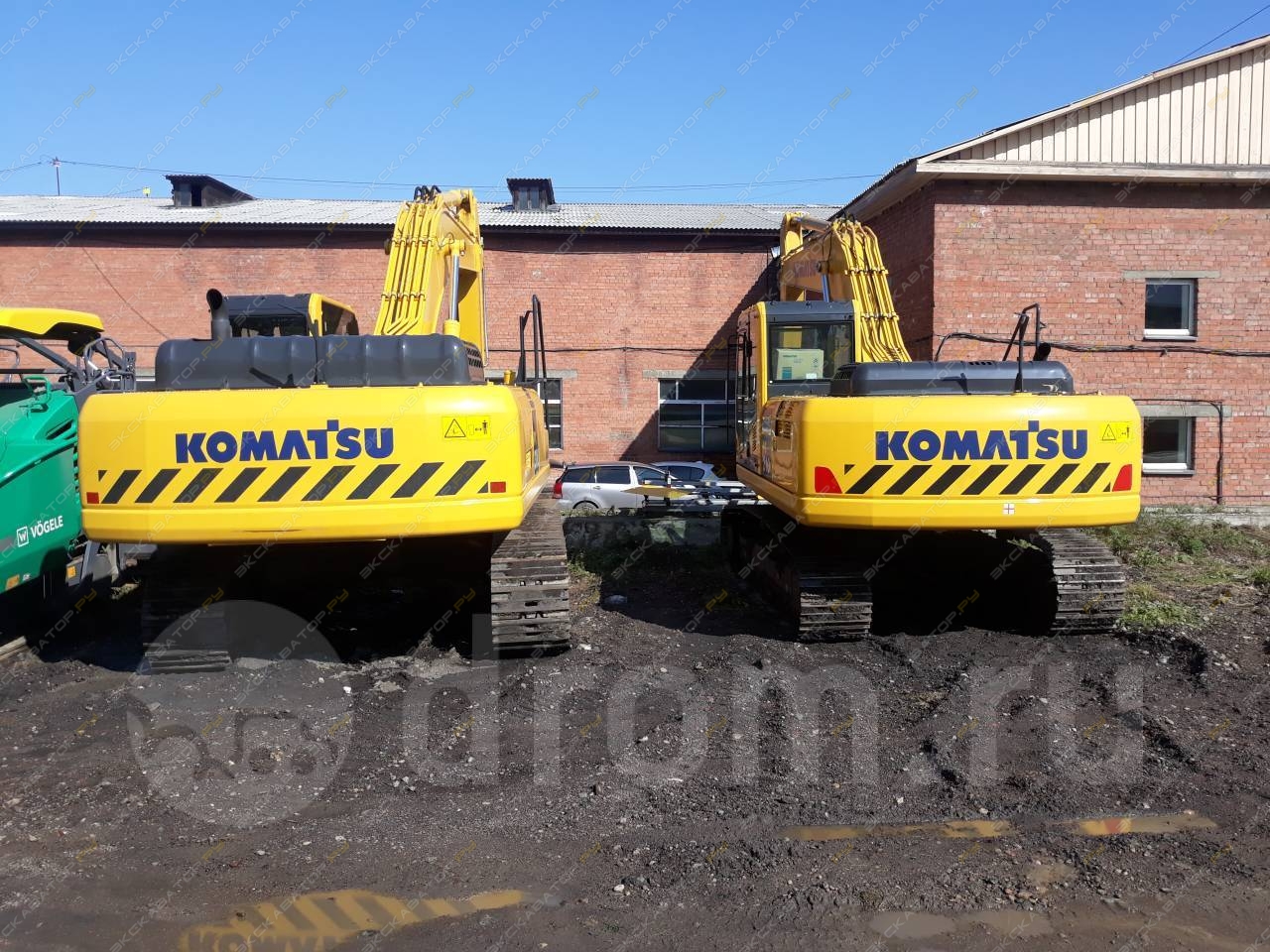Komatsu PC210-10 [1]
