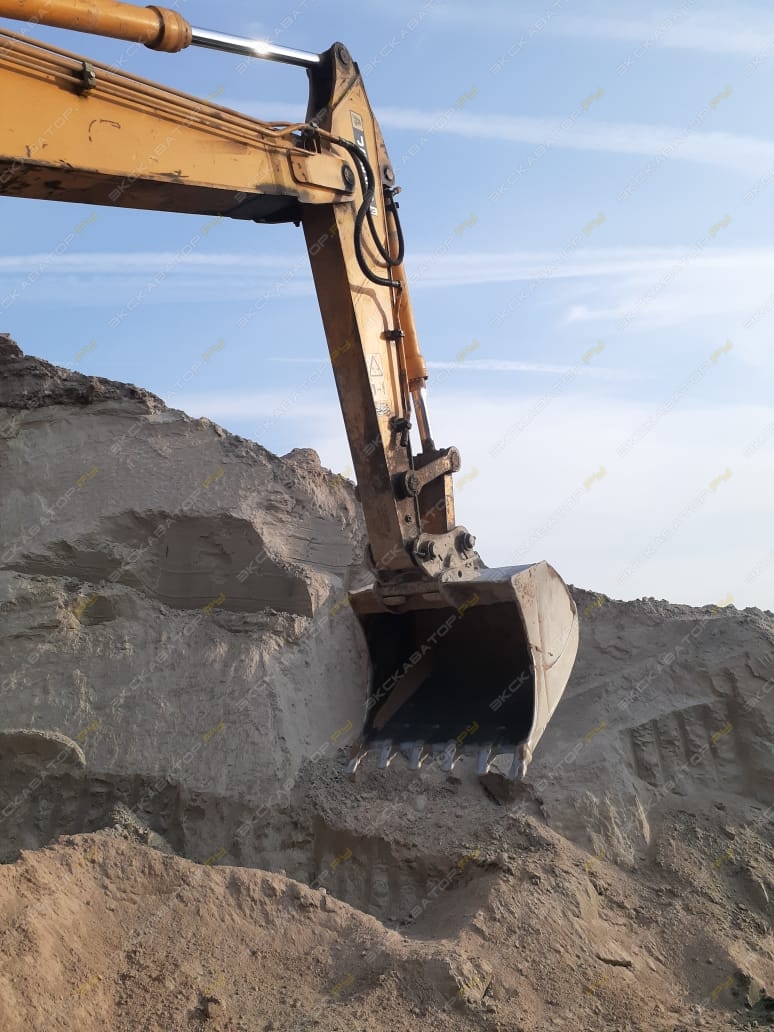 JCB JS 240 [4]