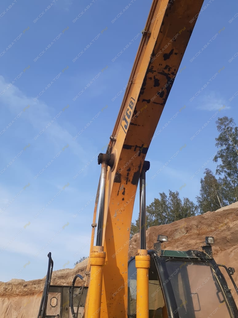 JCB JS 240 [8]