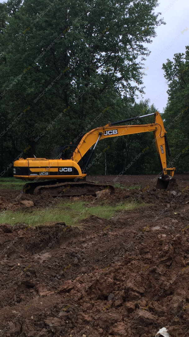 JCB JS 260LC [10]