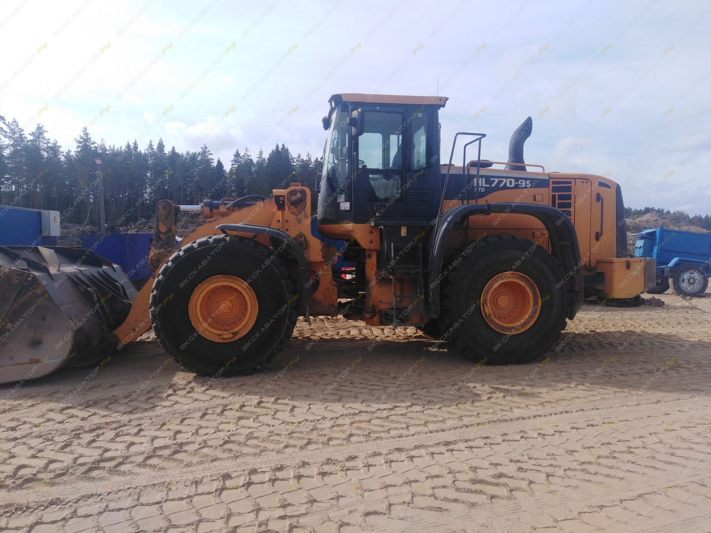Hyundai HL 770-9S [0]
