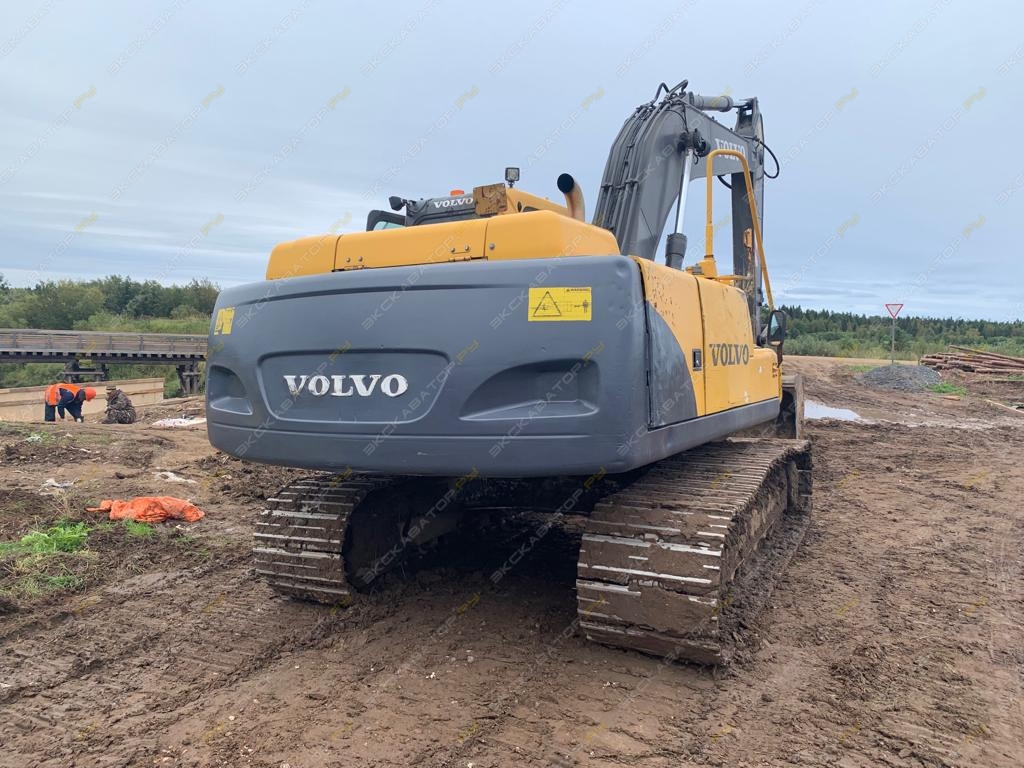 Volvo EC210B [2]