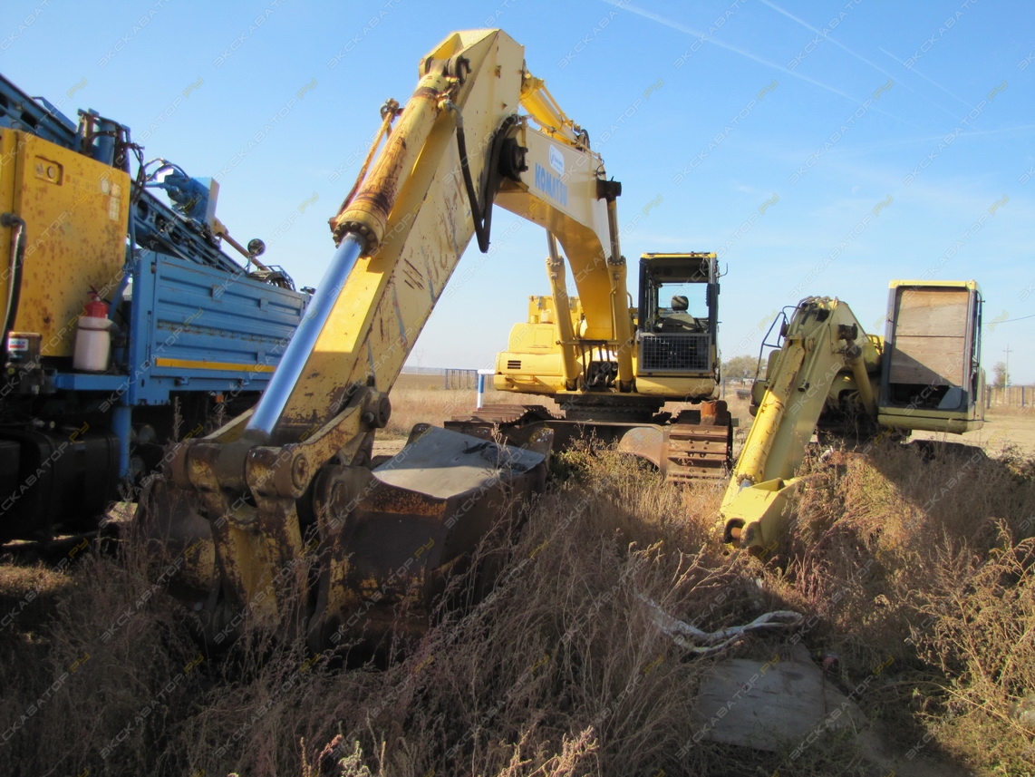 Komatsu PC400-7 [22]