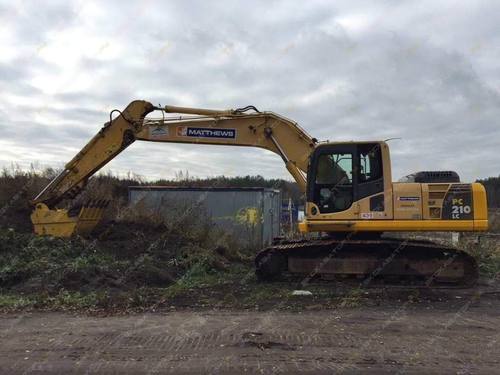 Komatsu PC210 [1]