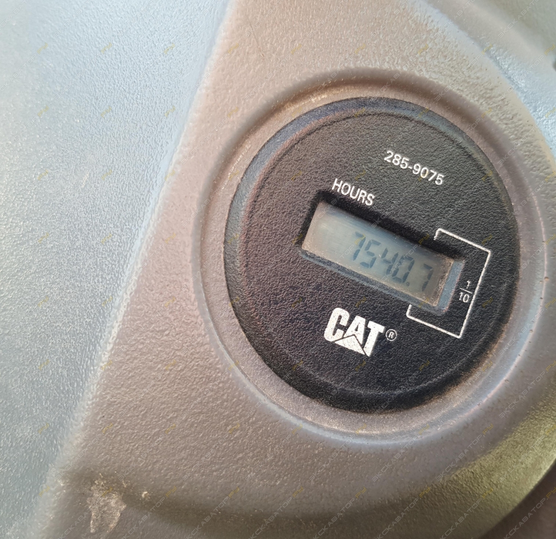 Caterpillar CS76 XT [9]