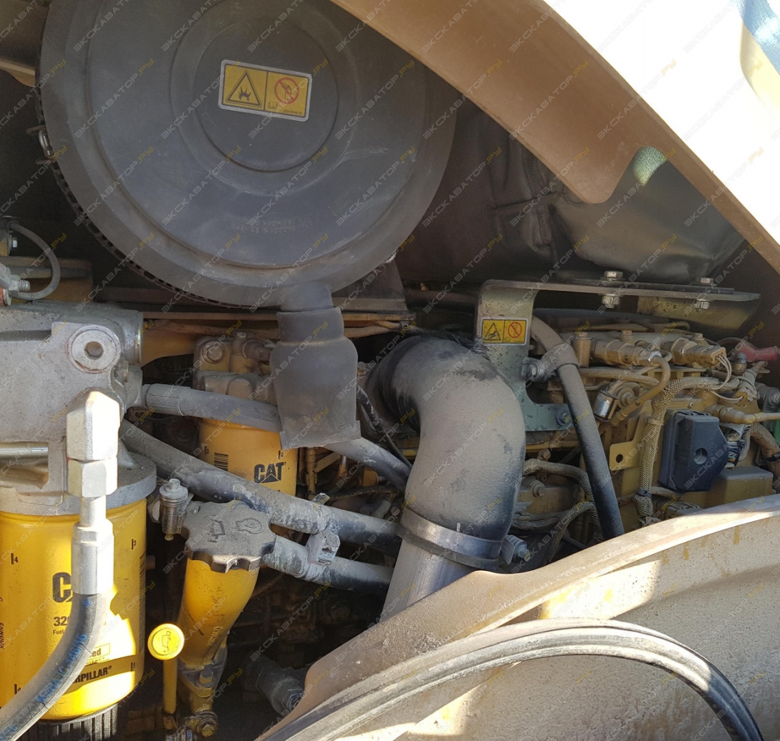 Caterpillar CS76 XT [7]