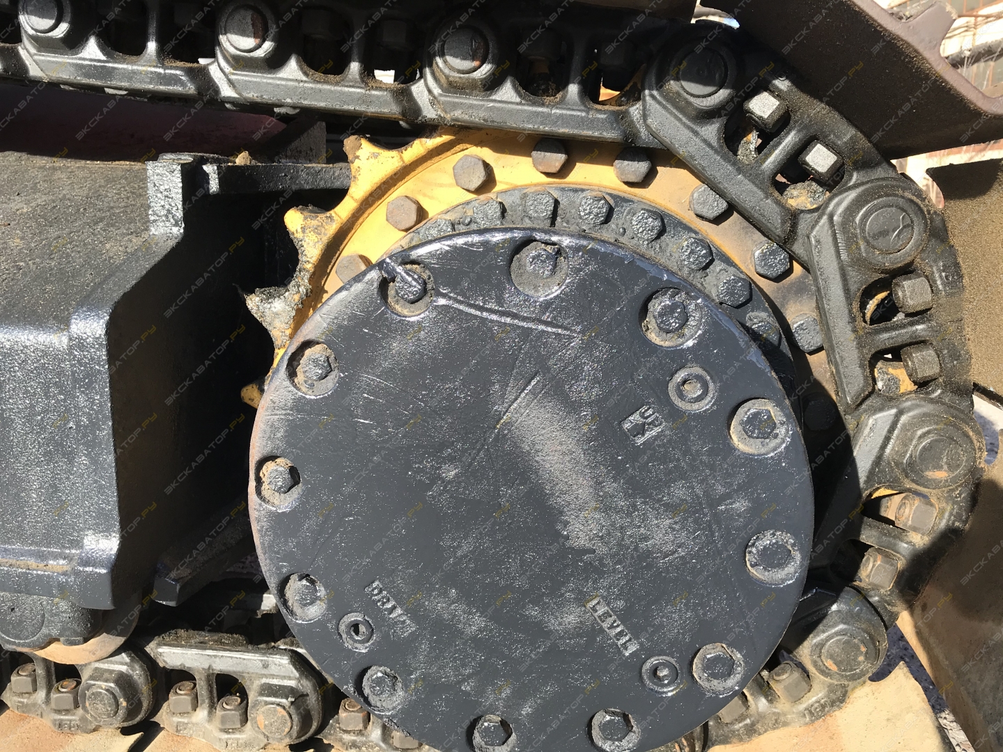 ZX240LC-3G [12]