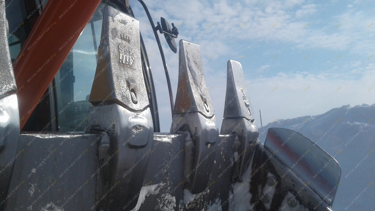 Hitachi ZAXIS 330 [0]