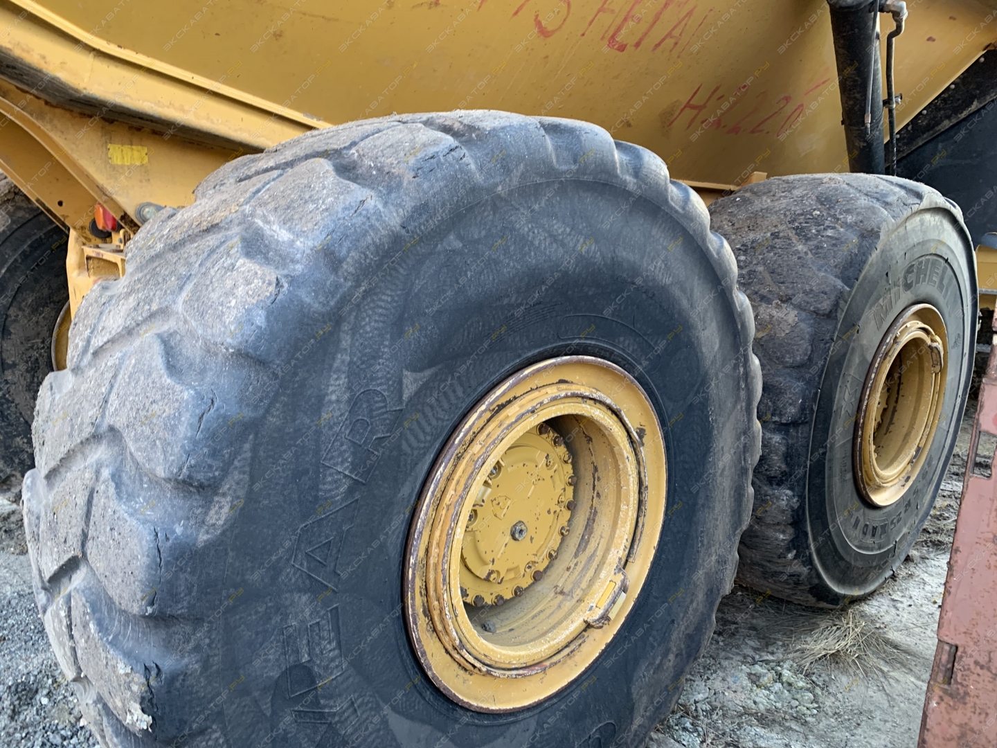 Caterpillar 740 [7]