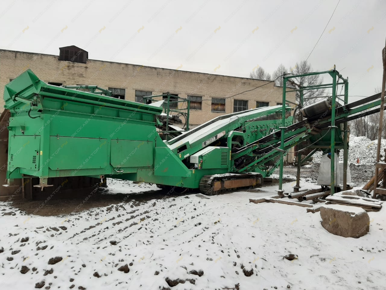 Powerscreen Chieftain 2100X track (3 Deck) [0]