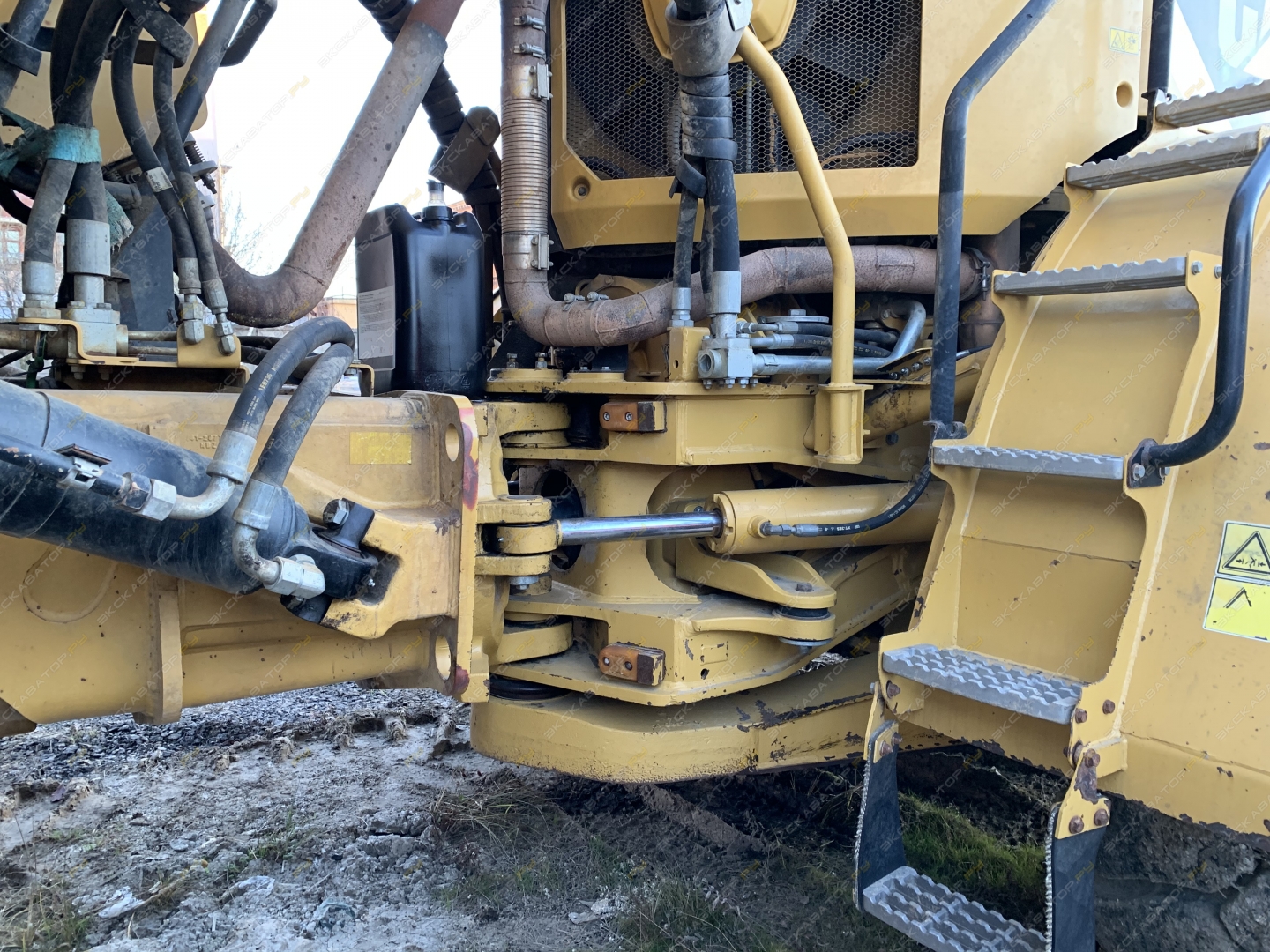 Caterpillar 740 [3]