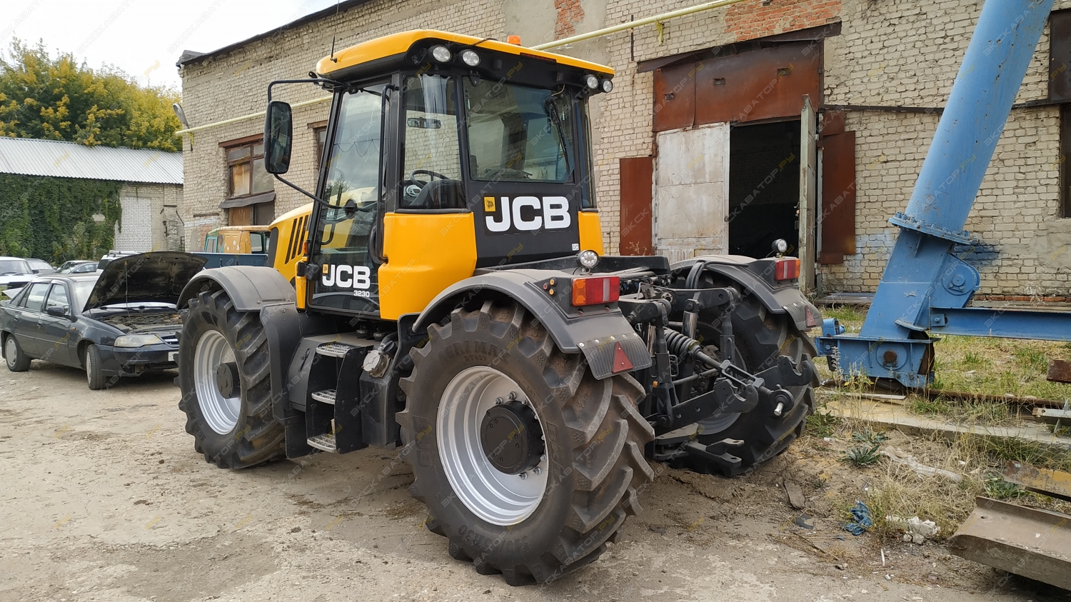 JCB Fastrac 3200 XTRA [2]