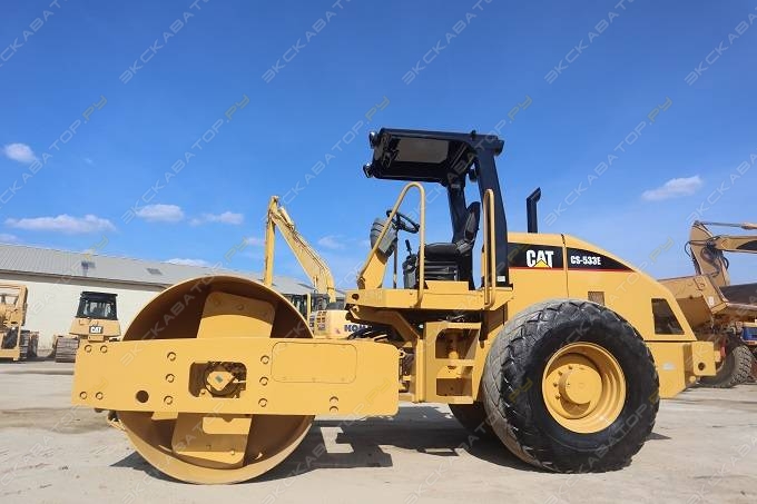 Caterpillar CS533E [0]