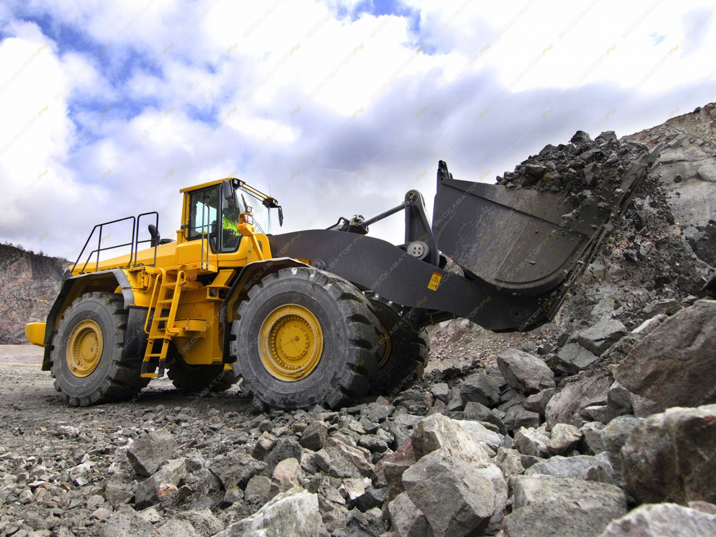 Volvo L350F [0]