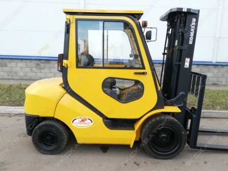 Komatsu FD30T-17 [8]