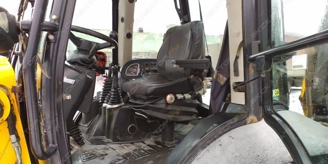 JCB 3CX [5]