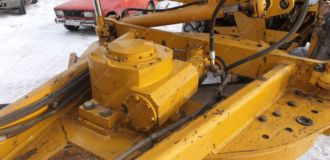 SEM 922AWD [2]