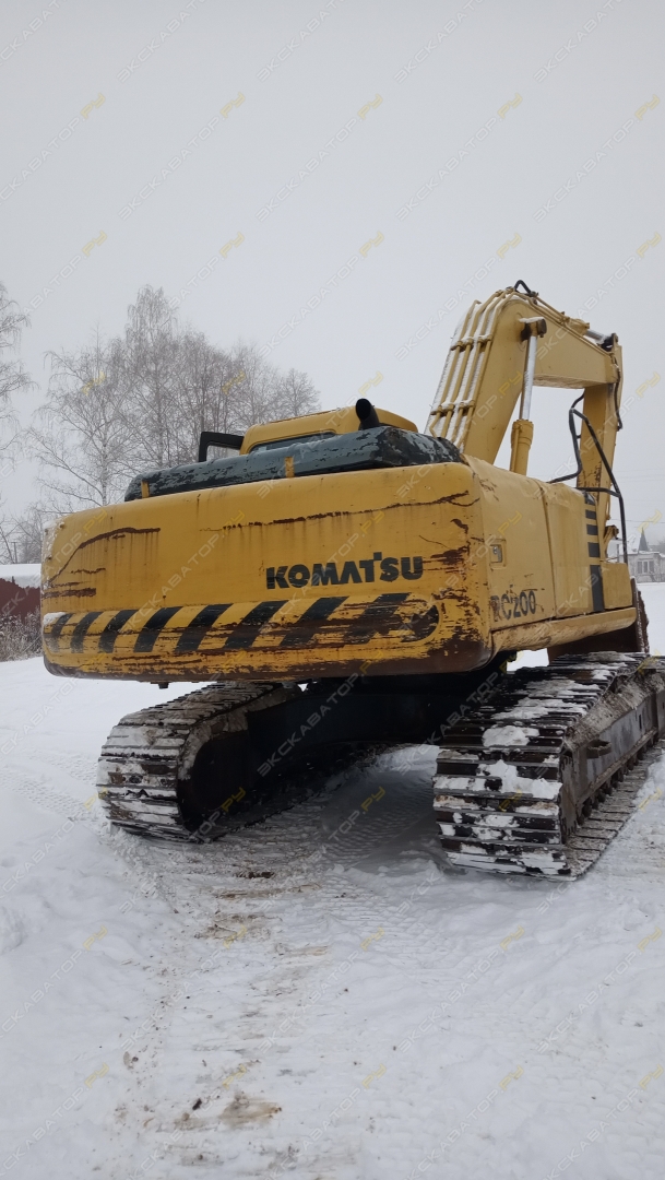 Komatsu PC200 [1]
