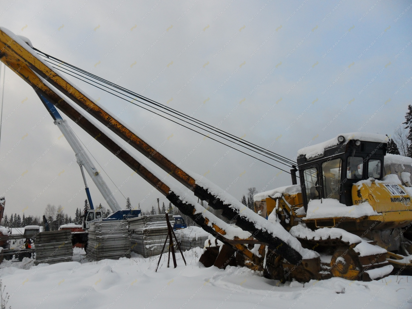 Komatsu D355C-3 [3]