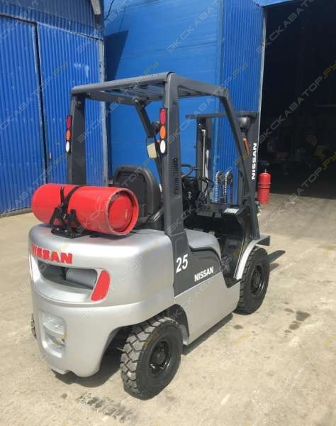 Nissan LYL02A25 [0]