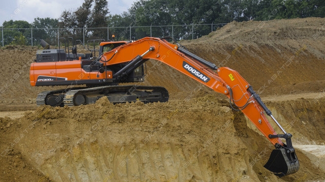 Doosan DX300LCA [0]