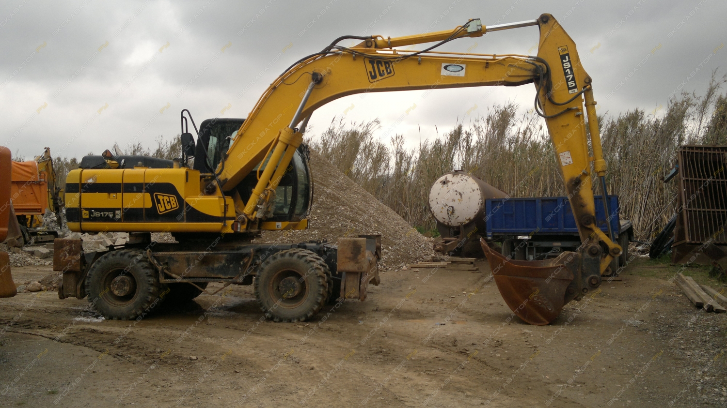 JCB JS 175W [0]