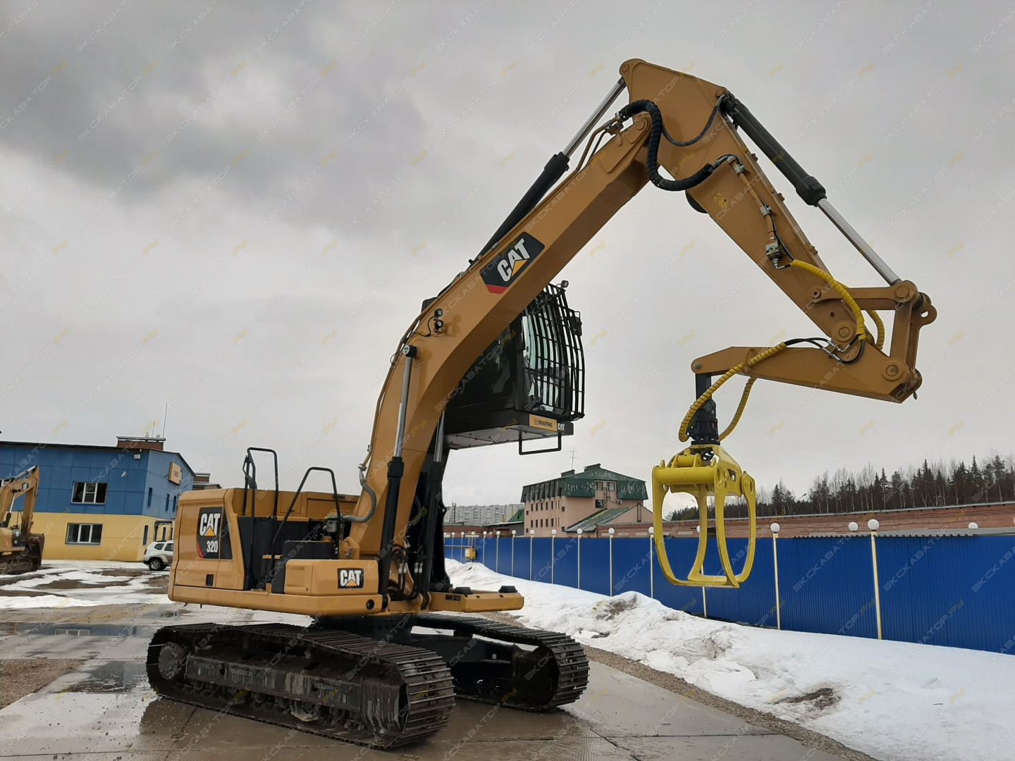 Caterpillar 320C MH Waste Handler [4]