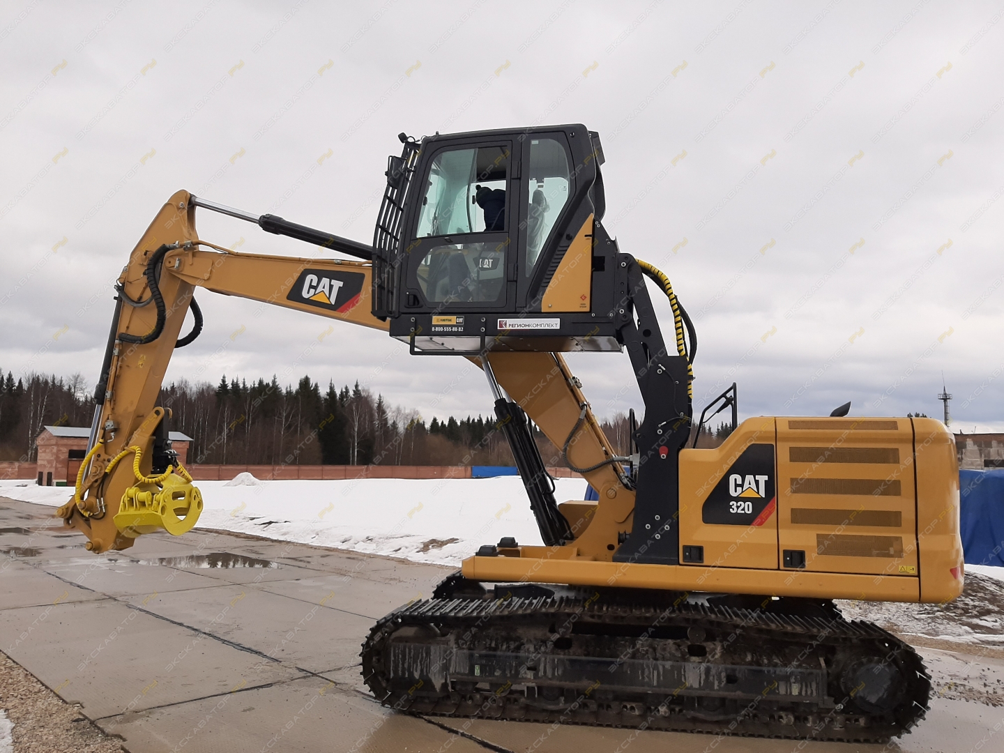 Caterpillar 320C MH Waste Handler [5]