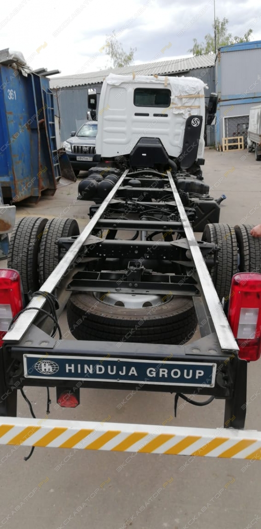 Ashok Leyland Boss 1223 [6]