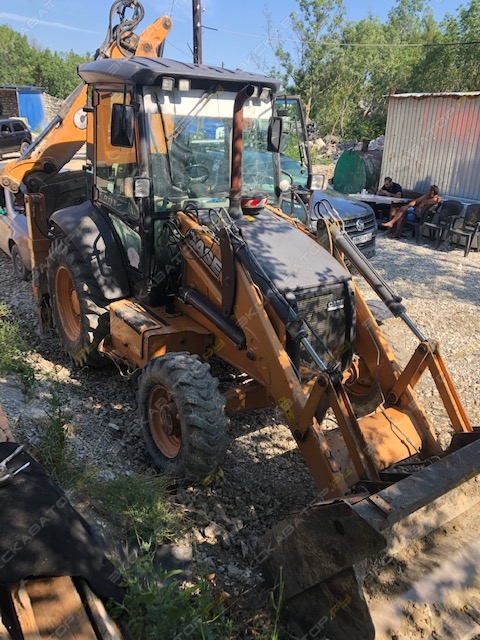 Case 580 T [2]