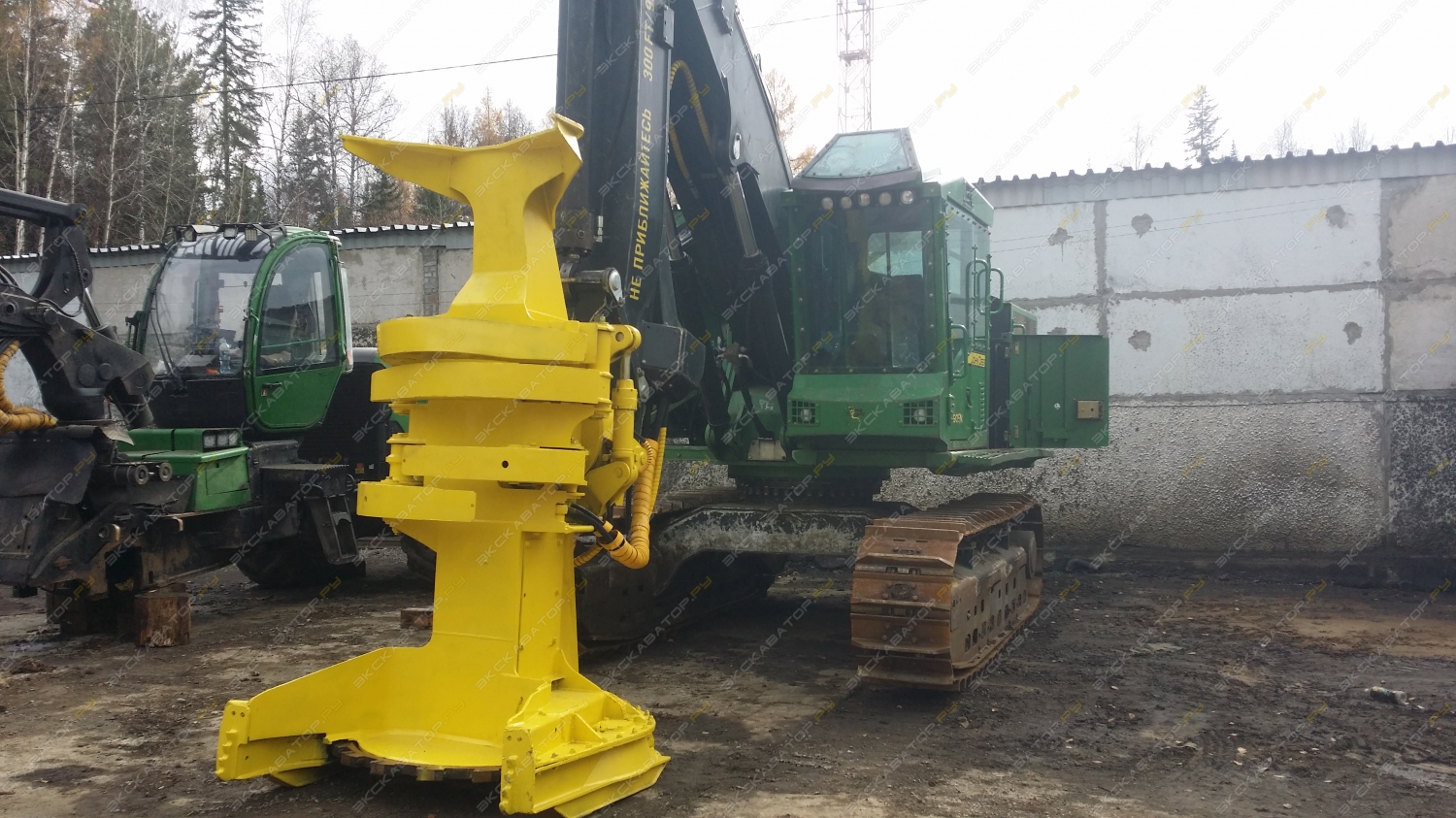 John Deere 903K [1]