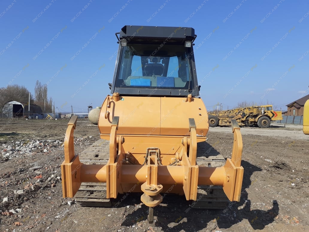 Case 1650K XLT [2]