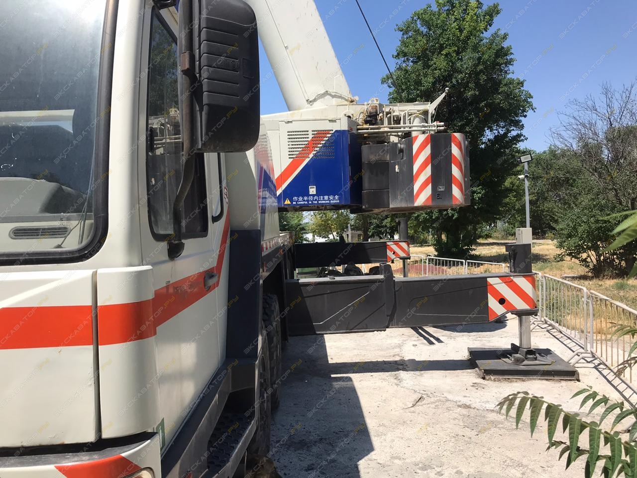 Zoomlion QY150V633 [24]