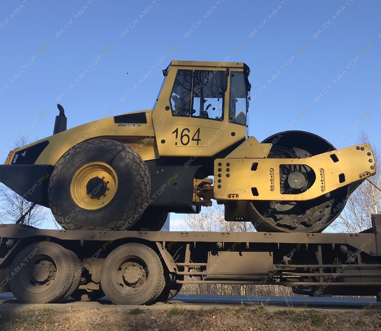 Bomag BW 213 D-4 [1]