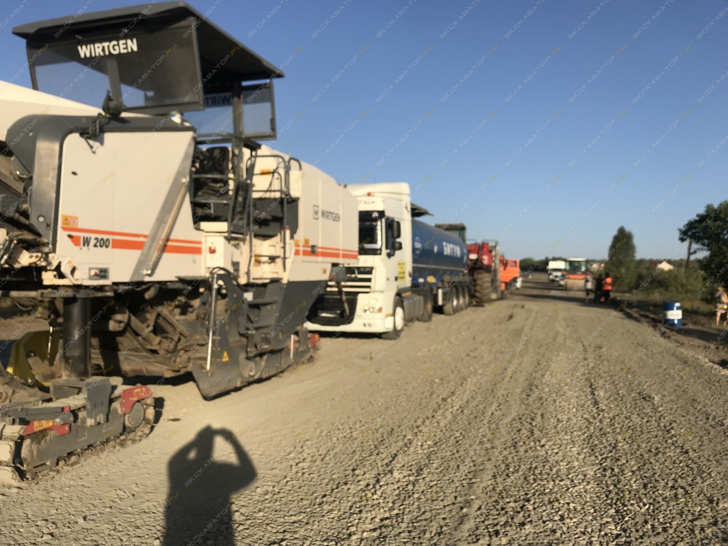Roadtec SB2500D Shuttle Buggy [1]