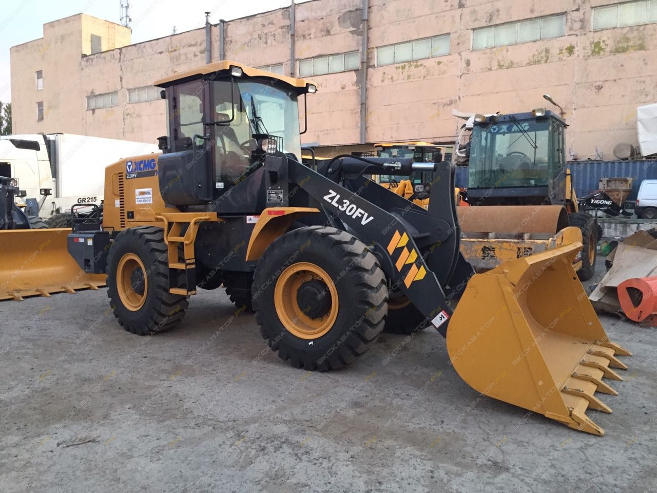 XCMG LW300FN [1]
