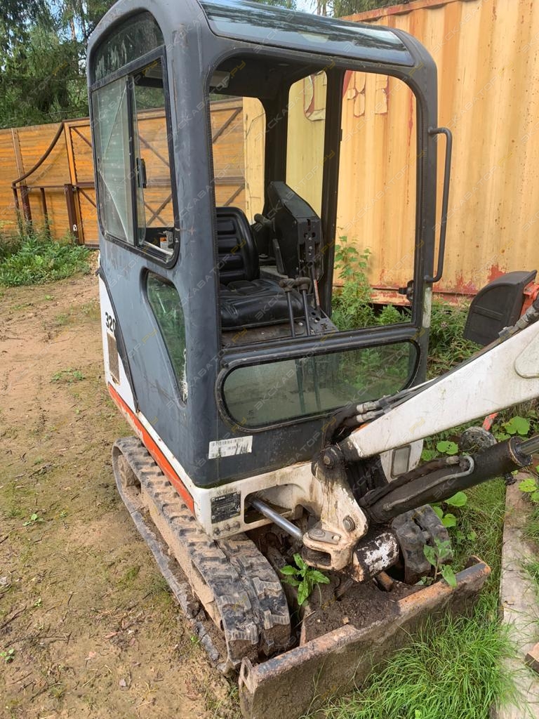 Bobcat 320 [0]