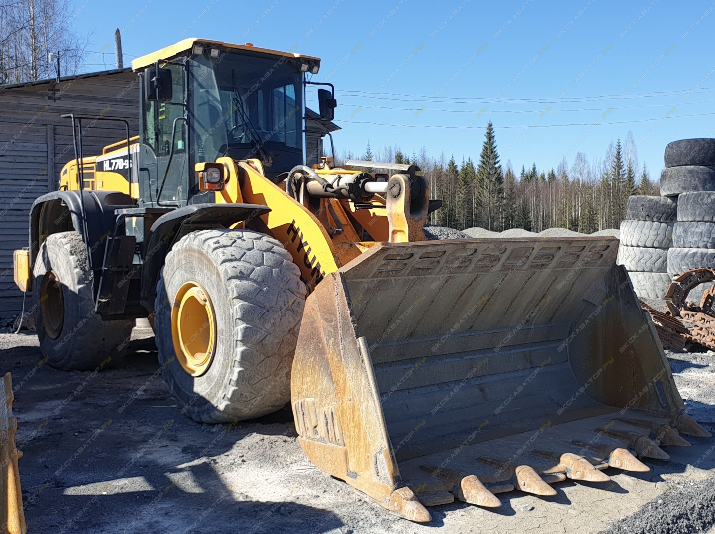 Hyundai HL 770 [1]