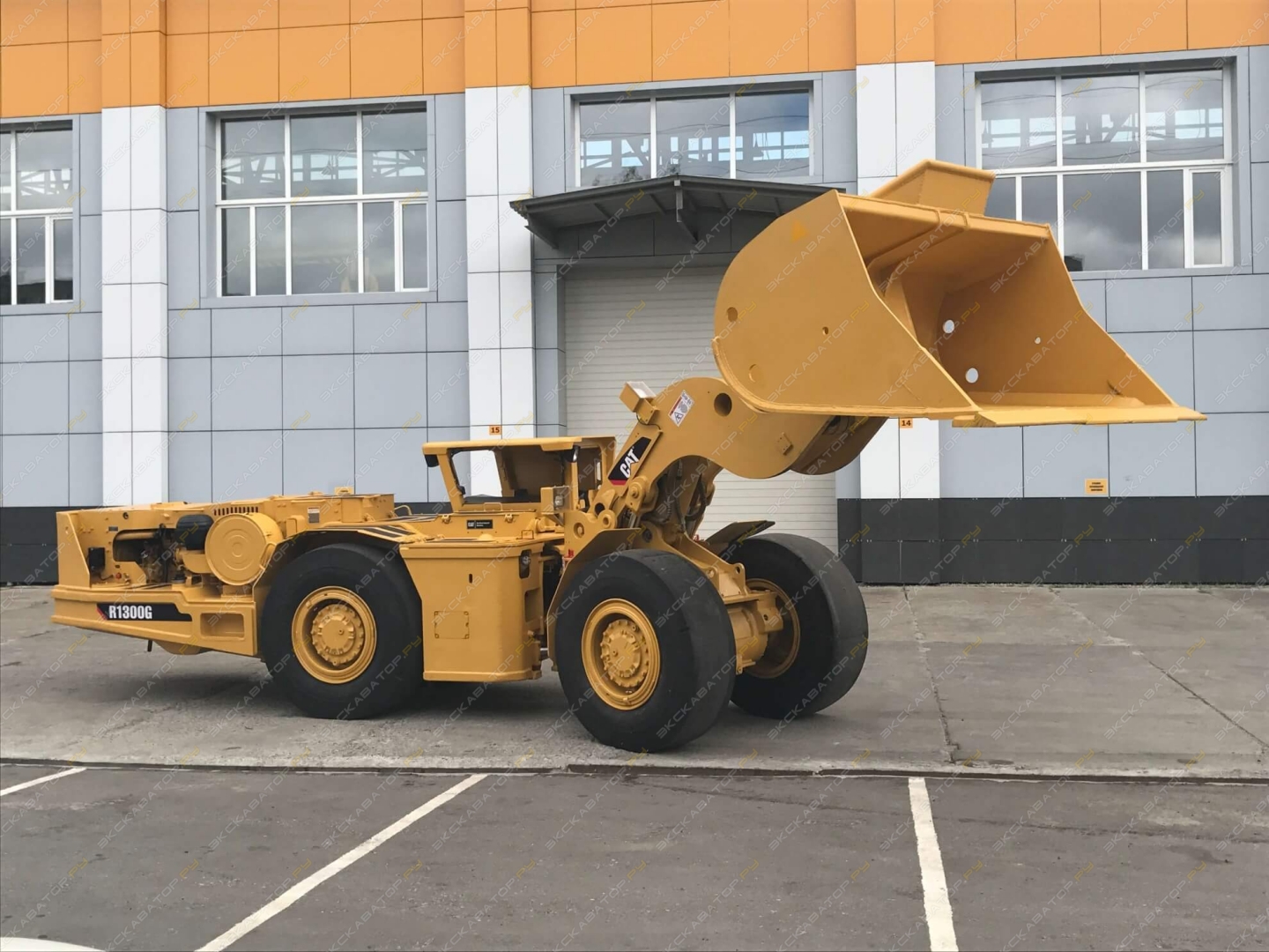 Caterpillar R1300G [0]