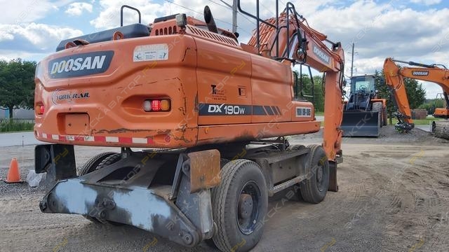Doosan DX190W [1]
