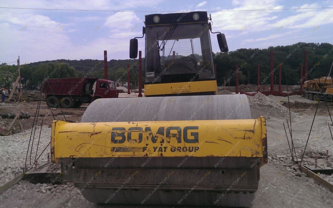 Bomag BW 213 D-4 [4]