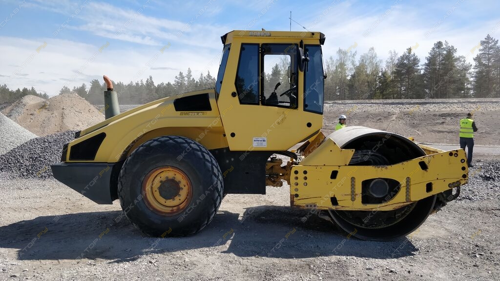 Bomag BW 213 D-4 [4]
