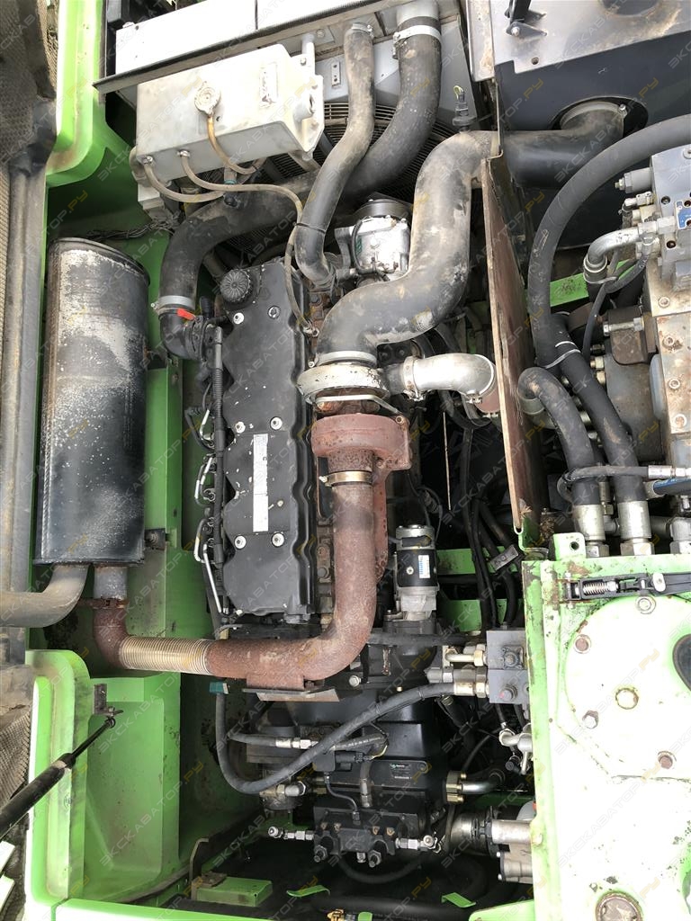 Atlas 225 LC [18]