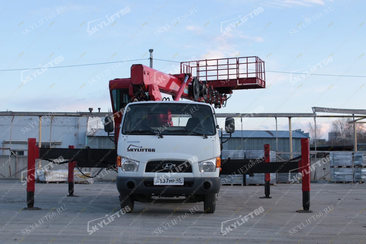 Isuzu Elf 5.2 (автогидроподъемник) [2]