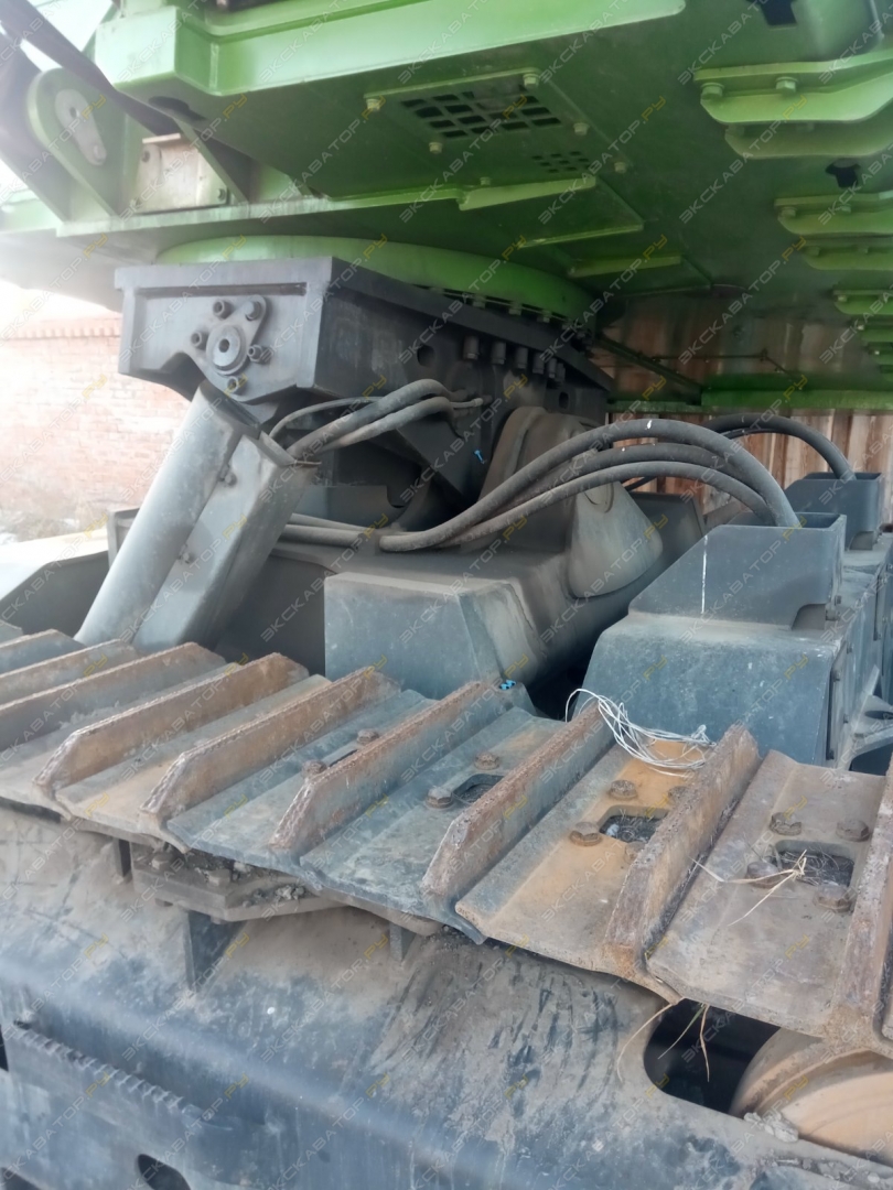 John Deere 909K [15]