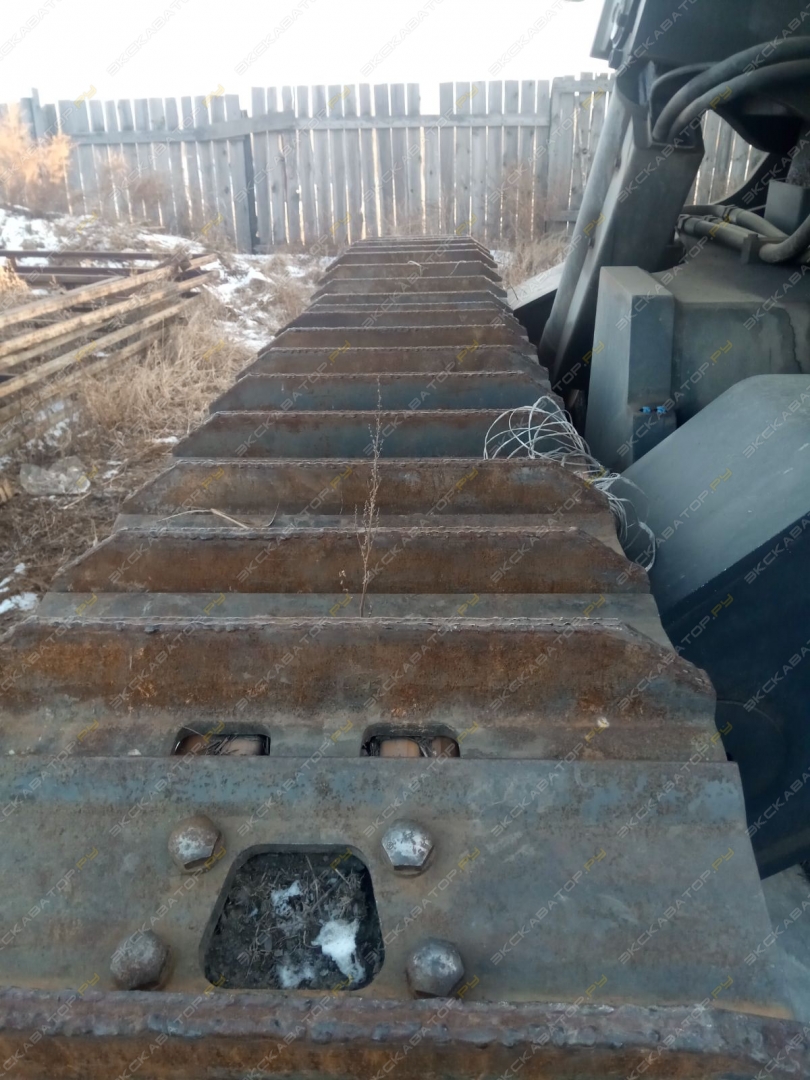 John Deere 909K [17]