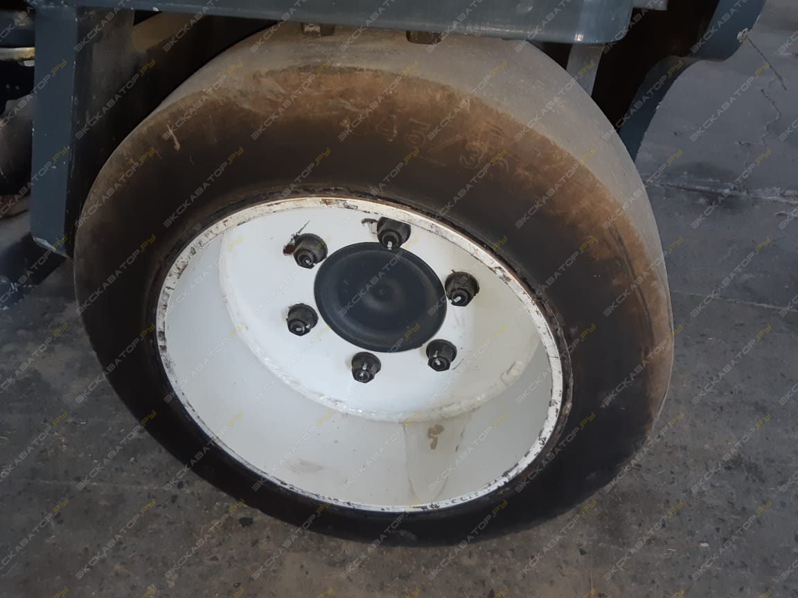 Combilift C12000 [15]