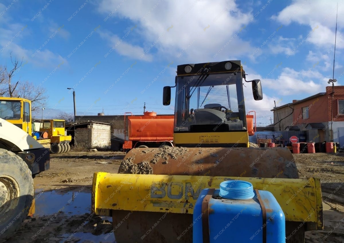 Bomag BW 213 DH-4 [3]